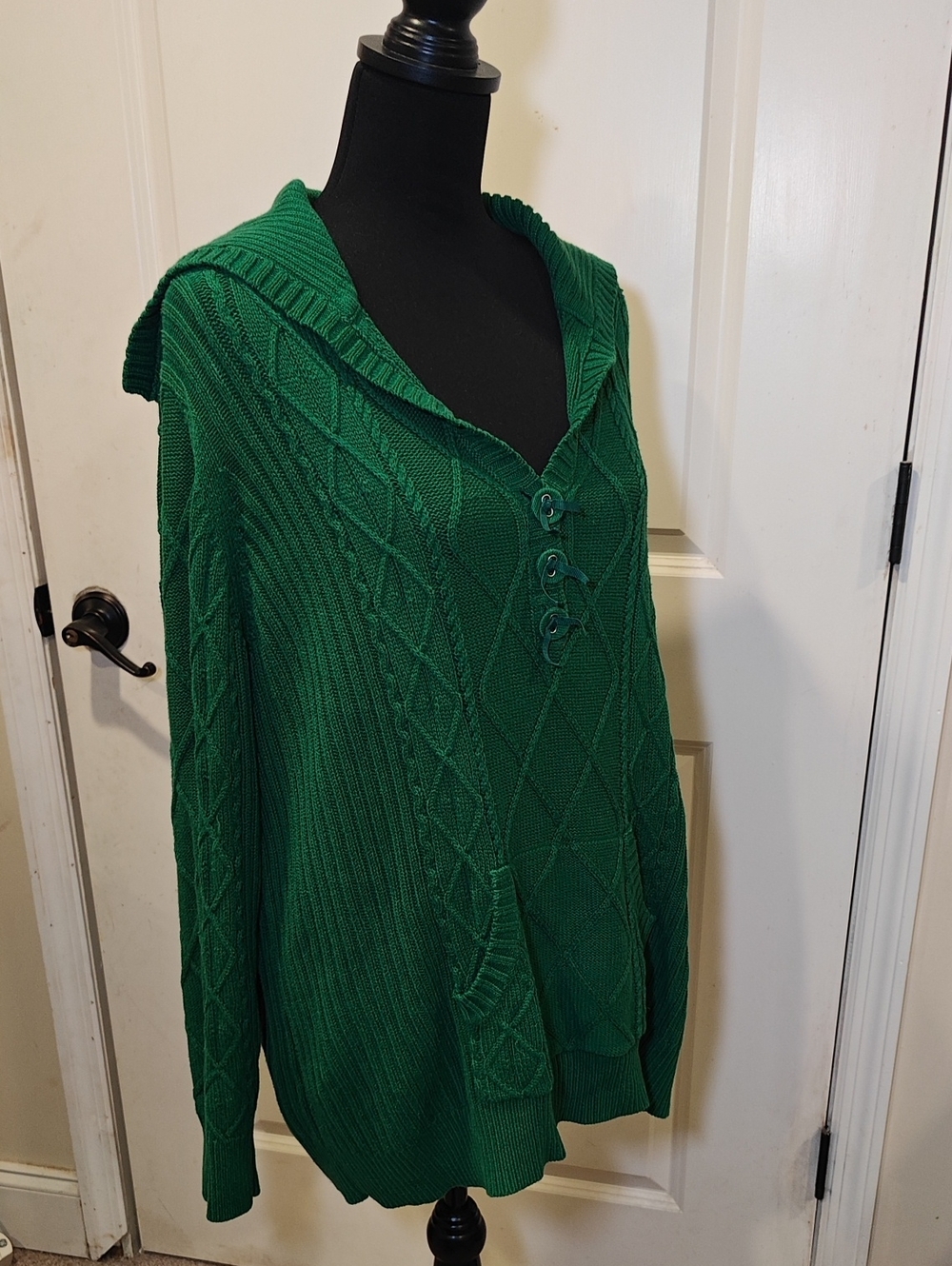 Venezia Emerald Green Black Cable Knit Sweater